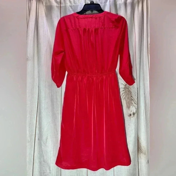 Old Navy Women's V-Neck Cinched Waist‎ Dress Size Small Amaryllis Red - Picture 2 of 6